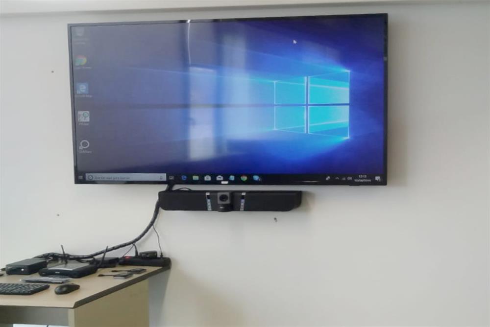 Instal·lació de sistema de videoconferència a la Universitat de Girona